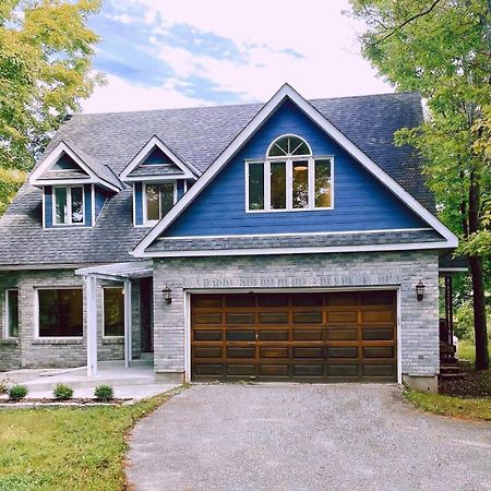 Lakeview Cottage In The Forest With Private Swimming Pool Bobcaygeon Exterior photo